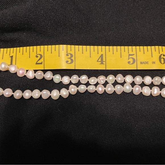 Freshwater Pearl Necklace 18 in. - Picture 6 of 9